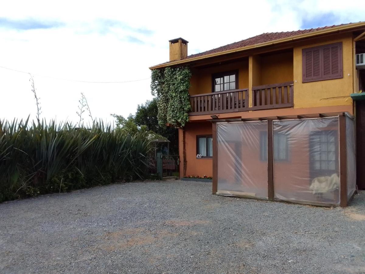 Residencial Dom Celeste Canela Exteriér fotografie
