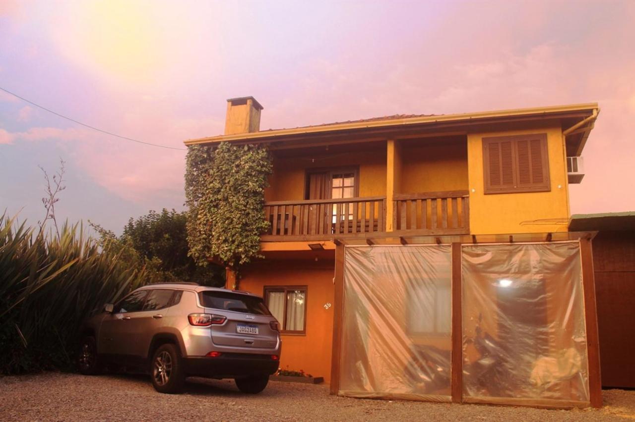 Residencial Dom Celeste Canela Exteriér fotografie